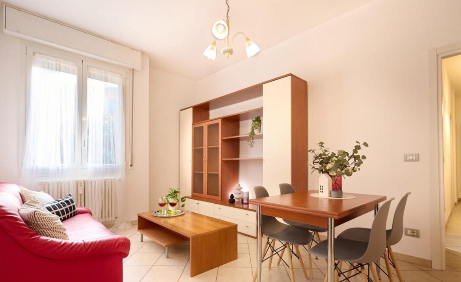 Homeserra 2 Bologna Bagian luar foto