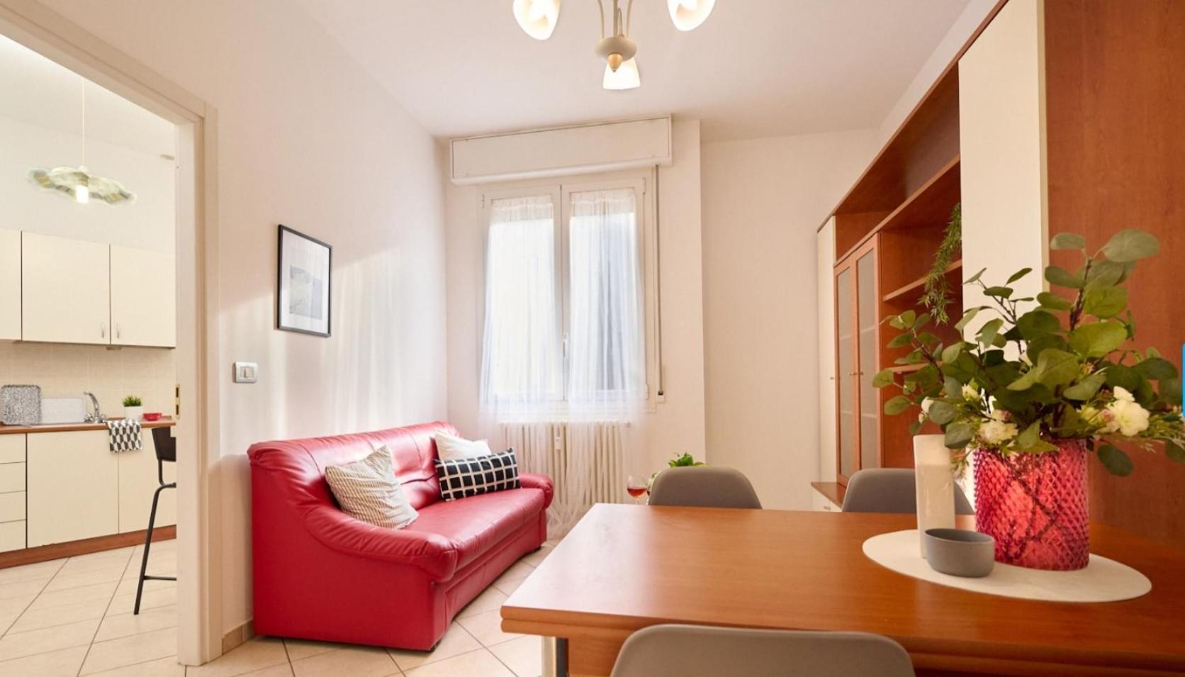 Homeserra 2 Bologna Bagian luar foto